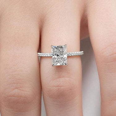 Elegant Sterling Silver Radiant Cut Ring