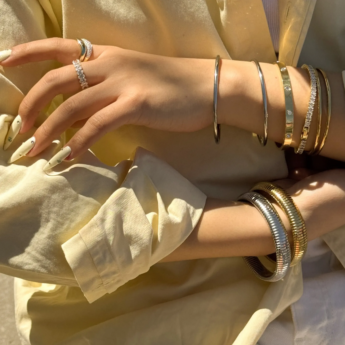 Gold Plated Hinged Cuff with Cubic Zirconia Fashion Trend Jewelry Waterproof Love Bangle Bracelet for Women