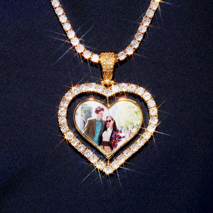 3D Heart Shaped Custom Rotating Picture Pendant