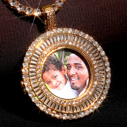 Family Photo Round Pendant