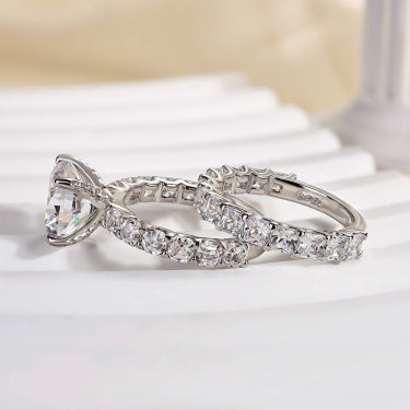 Luxury Round Cut Wedding Ring Set