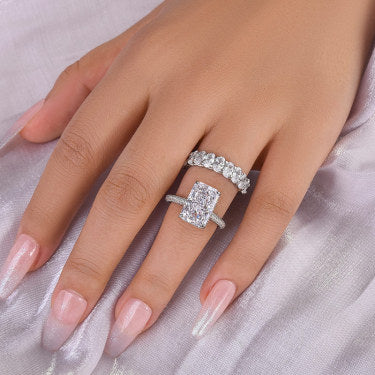 Luxurious Elongated Radiant Cut Ring Set