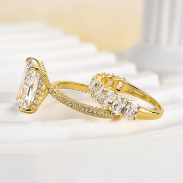 Luxurious Elongated Radiant Cut Ring Set