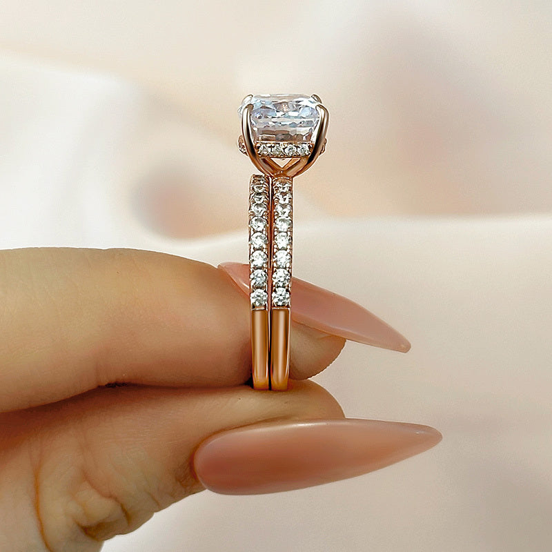 Stunning 3.0 Carat Cushion Cut Ring Set