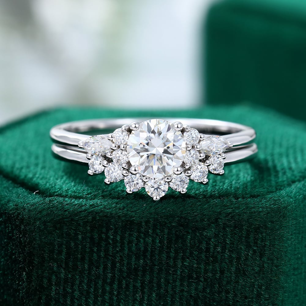 White Gold Round Cut Moissanite Engagement Ring Set