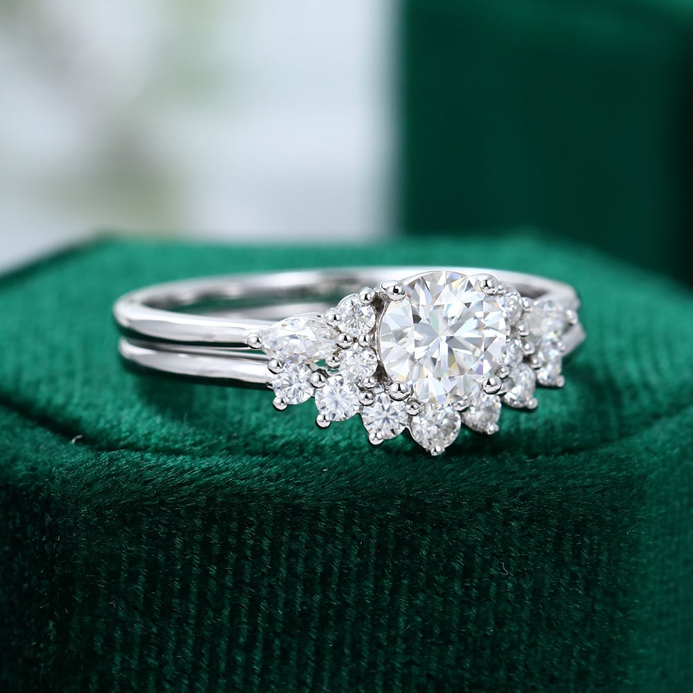 White Gold Round Cut Moissanite Engagement Ring Set