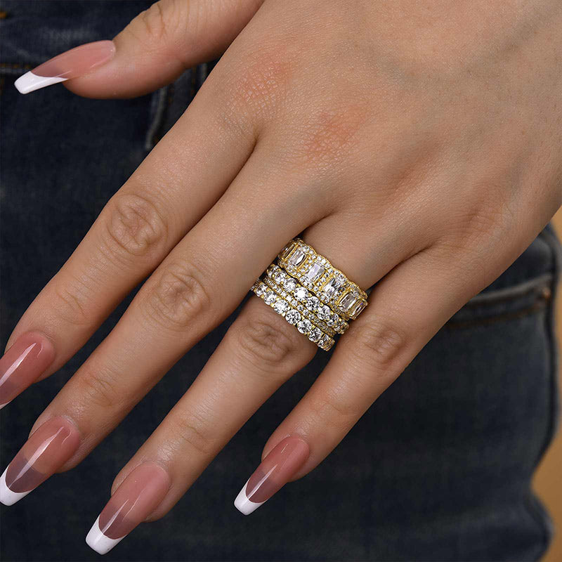 Luxurious Cushion Cut 4 Pieces Ring Set