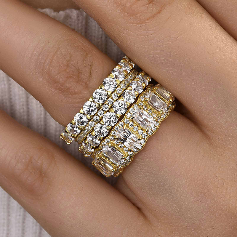 Luxurious Cushion Cut 4 Pieces Ring Set