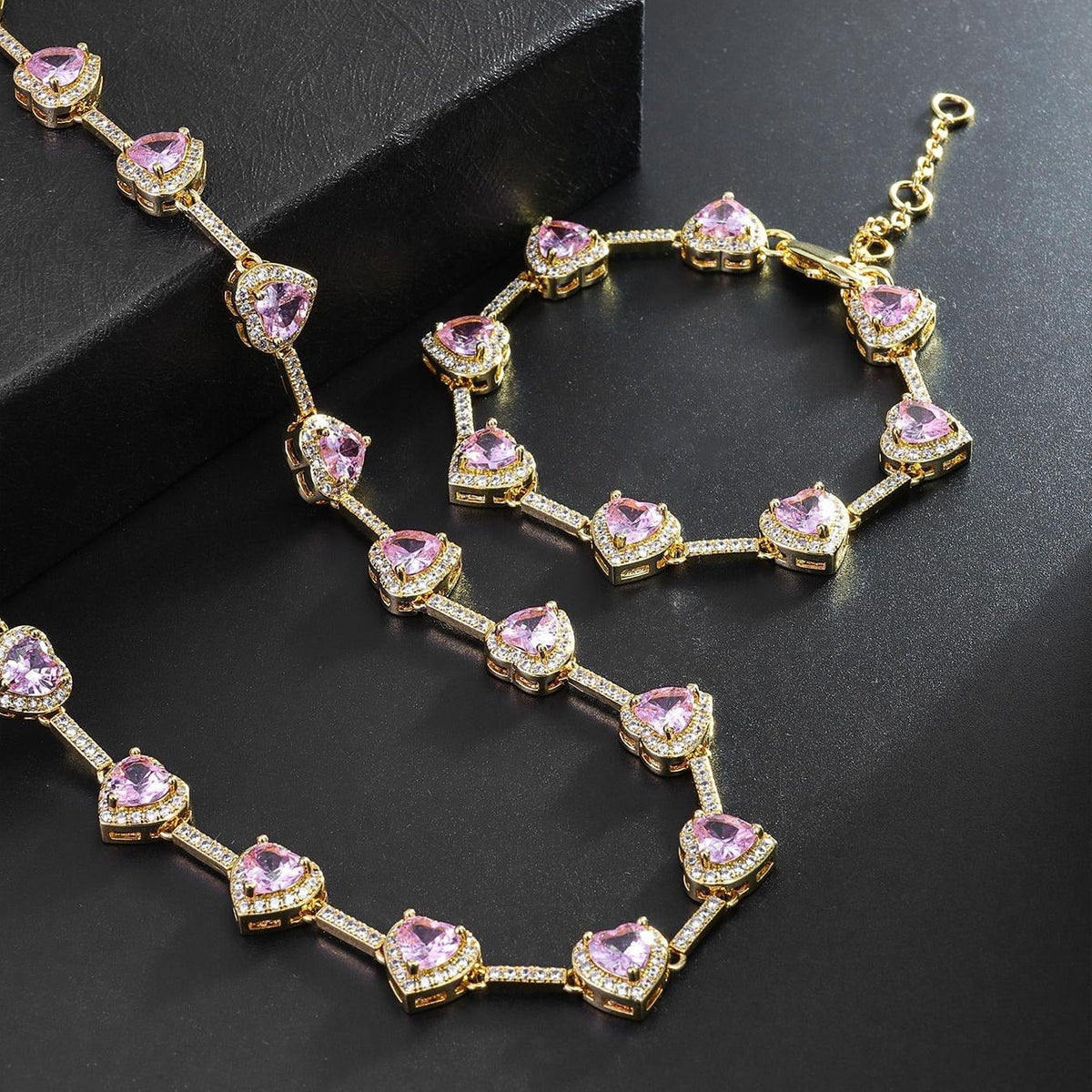 Heart Pink Gem Necklace Elegant Rose Pink Crystal Jewelry Set Dazzling Gift for Her